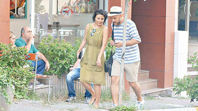 Göksel'le kardeşi arasına kara kedi girdi - Resim: 2