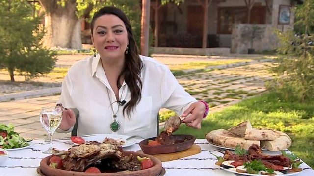 Ezgi Sertel mahkemeye koştu 100 bin TL'lik dava - Resim: 4