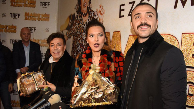 Ezgi Mola'ya altın günü gibi gala - Resim: 2