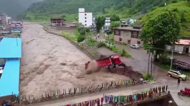 Gördüğünüz bundan ibaret değil sonrası çok fena! - Resim: 2