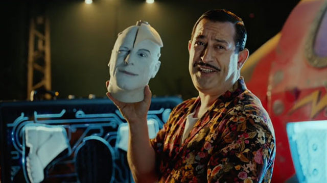 Arif V 216'ya bir eleştiri de Cem Yılmaz'dan geldi - Resim: 1