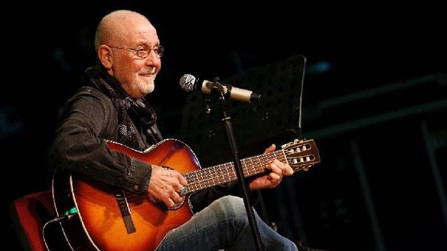 Arkadaşının kızıyla rol gereği sevişen İlhan Şeşen'den dobra çıkış - Resim: 3