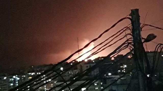 Şam'da peş peşe korkunç patlamalar!  - Resim: 3