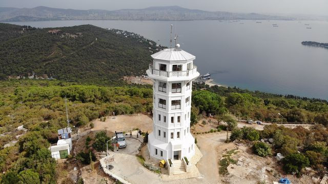İşini duyanlar şaşkına döndü! Gençlere adeta taş çıkartıyor - Resim: 3