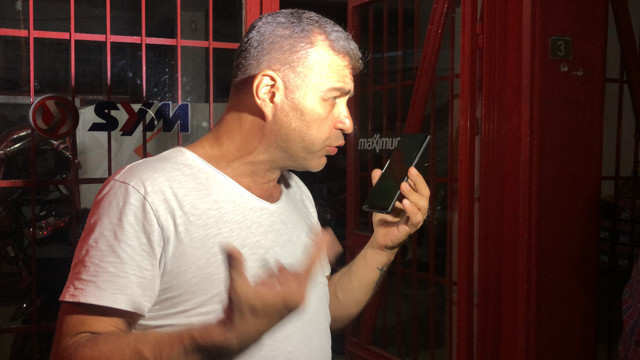 Eski çalıştığı tamirhaneyi soymaya kalktı! Penceresinde asılı kalınca yakalandı - Resim: 0