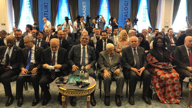 Saadet Partisi'nin D-8 etkinliği Abdullah Gül'e dikkat çeken karşılama - Resim: 0