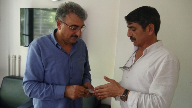 İnsanlık ölmemiş dedirten hareket! Bulduğu 2 bin lirayı şoföre verip sahibine ulaştırdı - Resim: 2