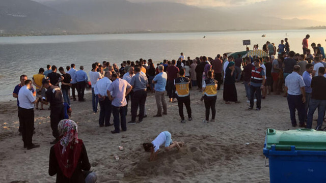 Kocaeli'nde gölde kaybolan çocuğun annesi yürek burktu - Resim: 0