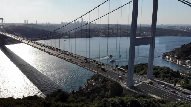 İstanbul FSM Köprüsü 31 günlük çalışmanın ardından ulaşıma açıldı - Resim: 0