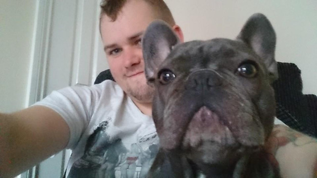 İskoçya'da bir köpek sahibinin ölümüne 15 dakika dayanabildi! - Resim: 0