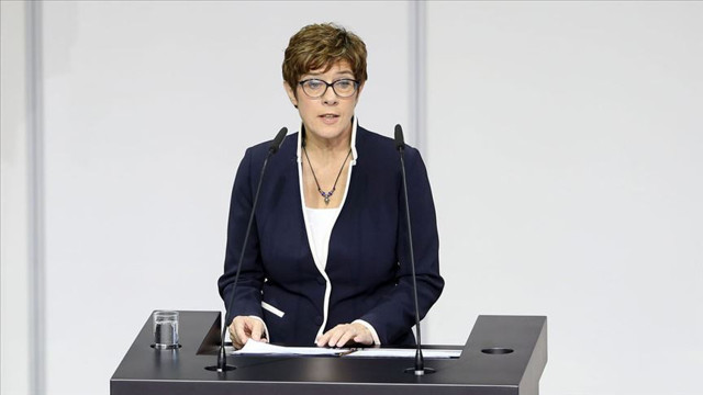 Almanya Savunma Bakanı: Suriye'de güvenlik ve istikrarın sağlanması önemli - Resim: 0