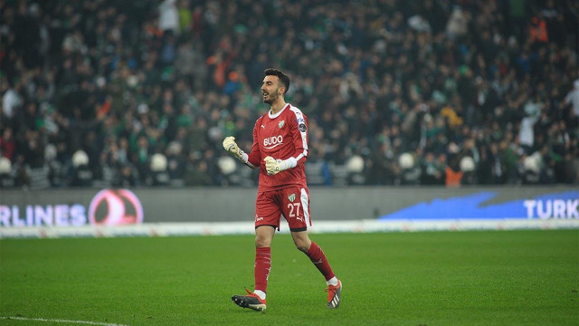 Bursaspor'un genç yıldızı Muhammed Şengezer'e dev talip! Tam 16 milyon TL deniyor - Resim: 0