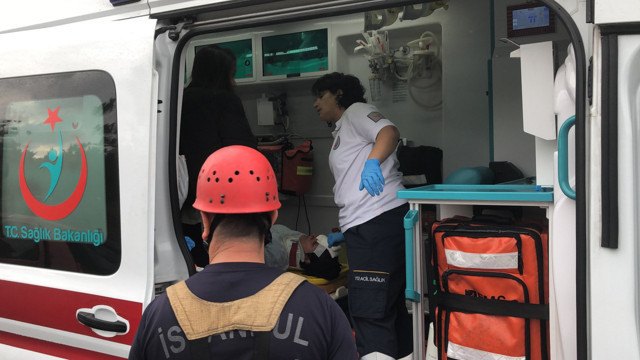 Büyükçekmece'de trafik kazası! E-5 trafiğe kapandı - Resim: 1