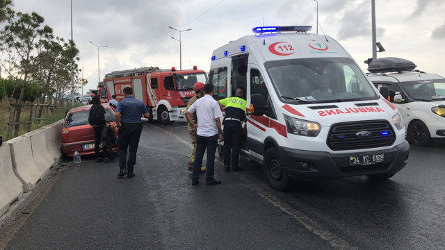 Büyükçekmece'de trafik kazası! E-5 trafiğe kapandı - Resim: 0