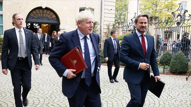 Eylemler İngiltere Başbakanı Johnson'ı küstürdü! basın toplantısına çıkmadı! - Resim: 0