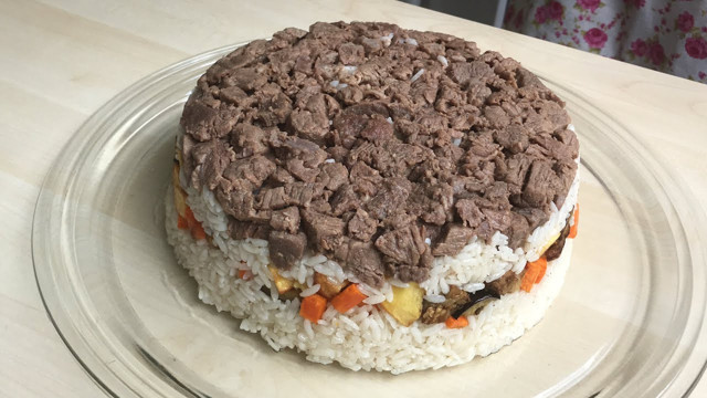 Maklube nedir maklubeye kaşık sallamak ne demektir - Resim: 1