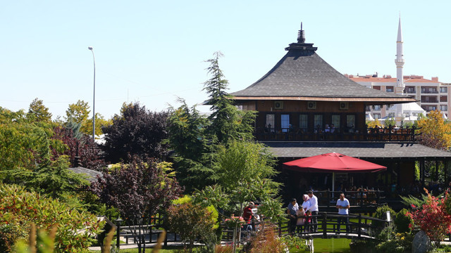 Japonya'daymış hissi uyandırıyor ama bu park Konya'da - Resim: 0