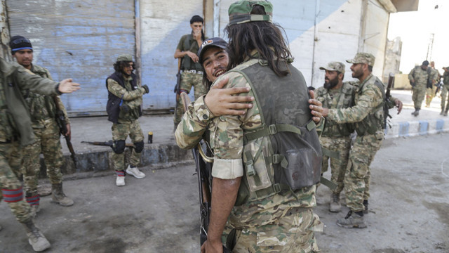 Barış Pınarı Harekatı'nda 5. gün Tel Abyad teröristlerden kurtarıldı - Resim: 0