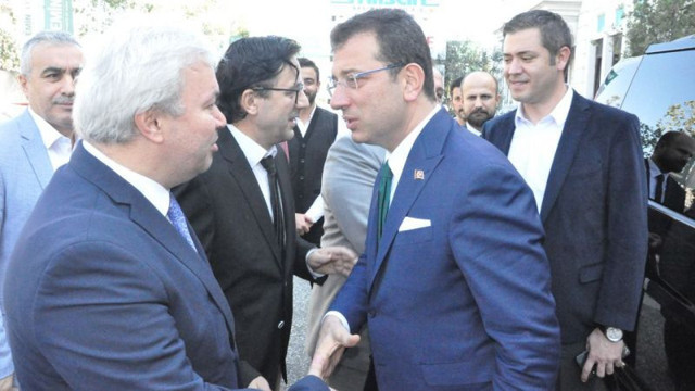 Ekrem İmamoğlu'ndan Milli Gazete'ye ziyaret! Hediye tabloda ince mesaj var - Resim: 0