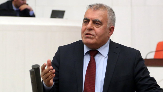 Ahmet Davutoğlu'na şok! Yeni parti davetine HDP'li Doğan'dan red cevabı - Resim: 0