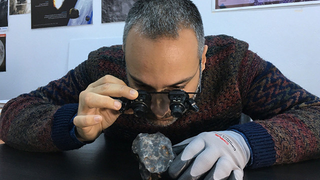 Türkiye’ye 68 kilogramlık gök taşı düştü! - Resim: 0