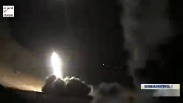 İran ABD üslerini balistik füzelerle vurdu! Trump'tan açıklama - Resim: 0