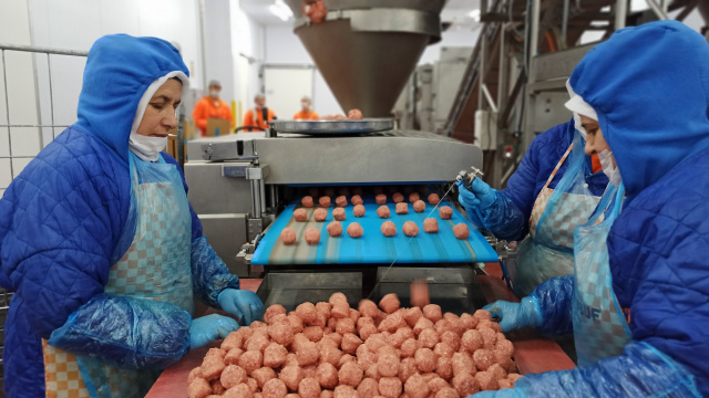 Türkiye'nin tek köfte fabrikası Bursa'da - Resim: 3