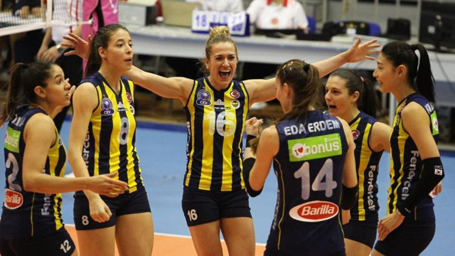 Fenerbahçe ve Eczacıbaşı file yerine coronavirüs engeline takıldı - Resim: 0