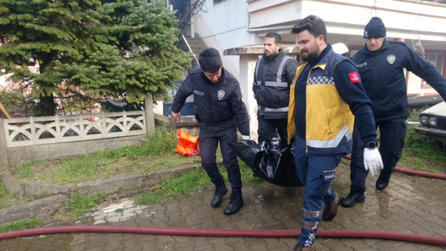 Düzce'de iki katlı bir binada doğalgaz faciası yaşandı - Resim: 0