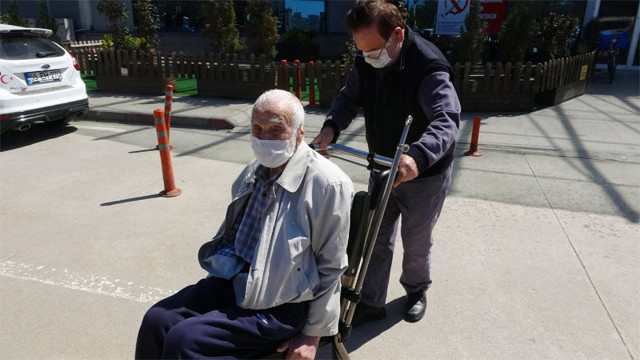 Samsun'da 96 yaşında korona virüsü yendi - Resim: 0