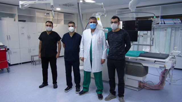 Malatya'da koronavirüs mücadelesi verirken kalp krizi geçirdi pes etmedi - Resim: 1