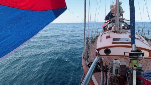 Genç çift koronavirüsten habersiz 25 gününü okyanusta geçirdi - Resim: 1