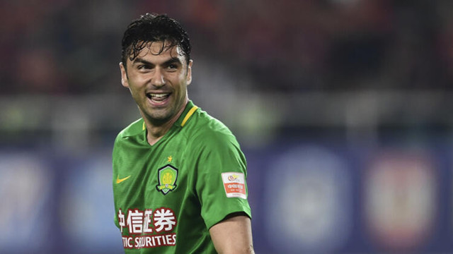 Burak Yılmaz'ın 'Köpek yediklerinin yanında iyi bir şey sözleri' Çin'i salladı! - Resim: 1