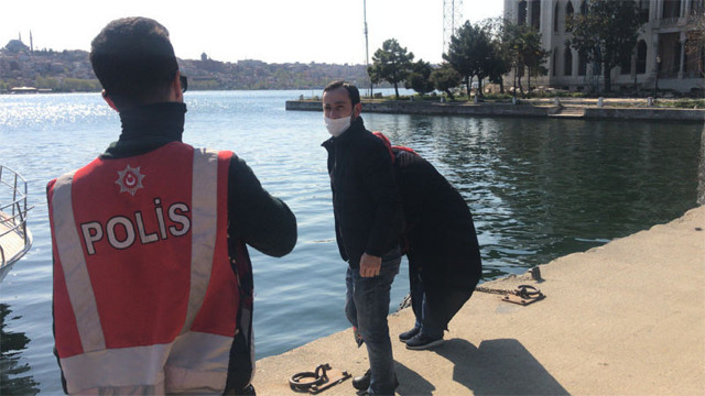 Maske denetiminde ilginç diyalog: Hapşırmak için çıkarttım - Resim: 0