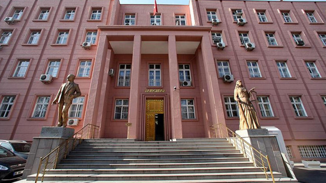 Çalışanlar bunu yaparken bir daha düşünün! Yargıtay tazminatsız kovulabilir dedi - Resim: 0