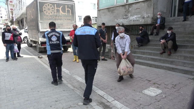 Esenyurt'ta kaçak koyun kestirip sattı zabıta el koydu - Resim: 0