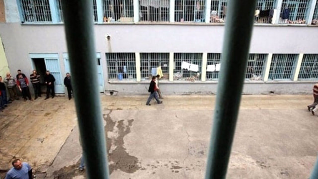 Adalet Bakanlığı'ndan cezaevlerindeki görüş ve nakillerle ilgili yeni açıklama - Resim: 0