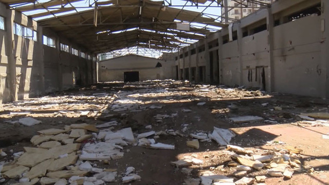 Esenyurt'ta sokağa çıkma yasağına rağmen güpegündüz yağma kamerada - Resim: 0