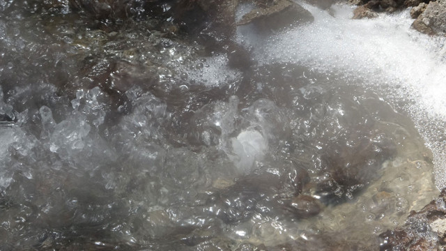 Denizli'de sıcaklık 35 dereceden 80 dereceye çıktı 'deprem olacak' korkusu - Resim: 4