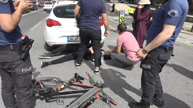 İstanbul'da bisiklet süren 14 yaşındaki çocuğa otomobil çarptı - Resim: 0