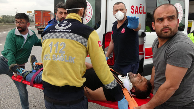 Kocaeli'de kazadan yara almadan kurtuldu gözyaşları sel olup aktı - Resim: 2