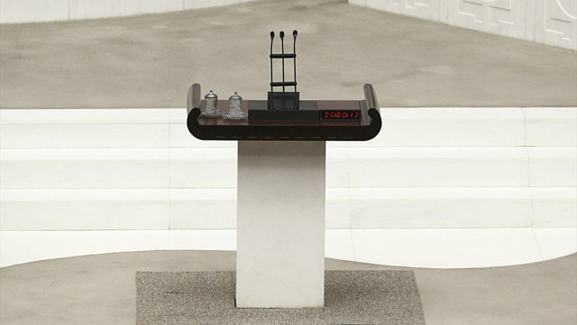 Meclis kürsüsü ortaya taşınıyor pusula ile oy kullanma tarihe karışıyor - Resim: 2