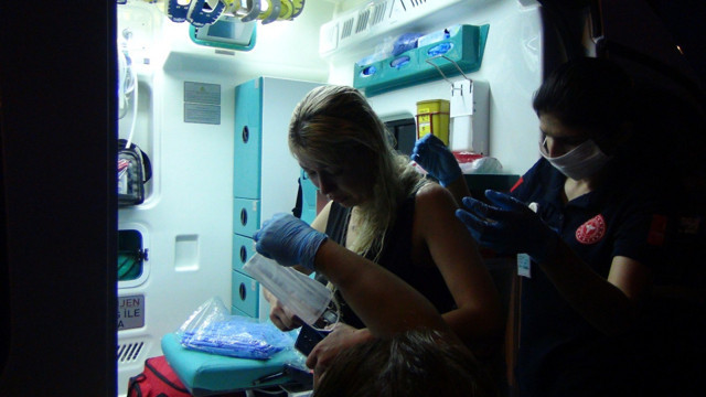 Antalya'da ırmağa atlayan genç kadın: Yaşamak istemiyorum - Resim: 0