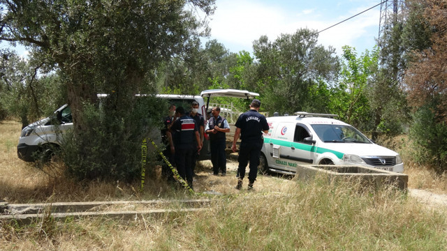 Balıkesir'de besici cinayete kurban gitti! Boğazı kesik yol kenarında bulundu - Resim: 0