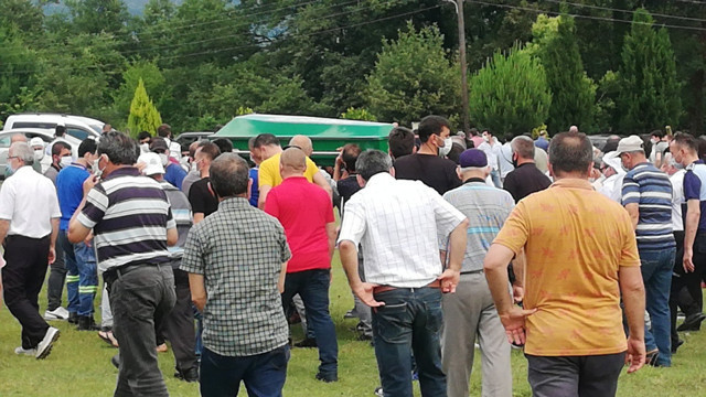 Zonguldak'ta hayatını kaybeden 14 yaşındaki çocuğa son görev - Resim: 1