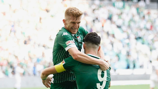 Fenerbahçe ile Galatasaray Burak Kapacak için kapışıyor - Resim: 0