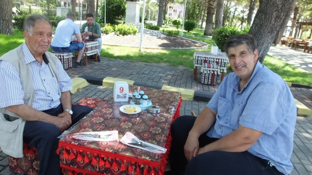 Balıkesir'de astığı o yazı sayesinde ikinci dükkanını açtı - Resim: 1