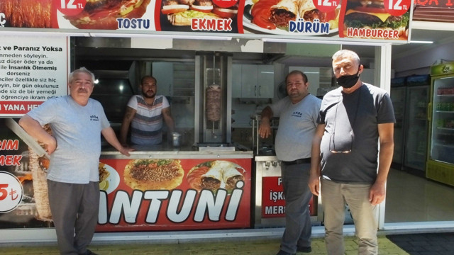 Balıkesir'de astığı o yazı sayesinde ikinci dükkanını açtı - Resim: 2