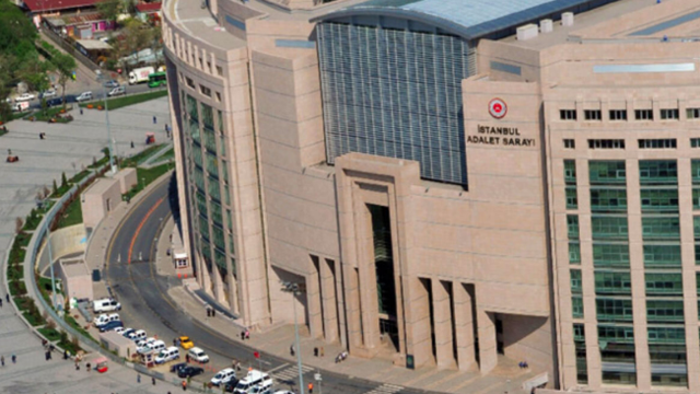 'FETÖ borsası' soruşturması tamam! Savcı, polis ve MİT personeli sanık sandalyesinde - Resim: 0