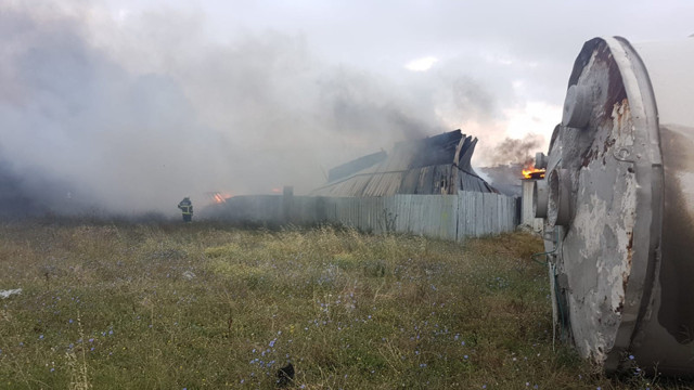 Gebze’de geri dönüşüm tesisi alev alev yandı! Korkunç anlar kamerada - Resim: 1